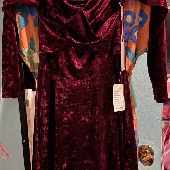 Chelsea28 Burgundy Velvet Long Sleeve Dress - Picture 2 of 9